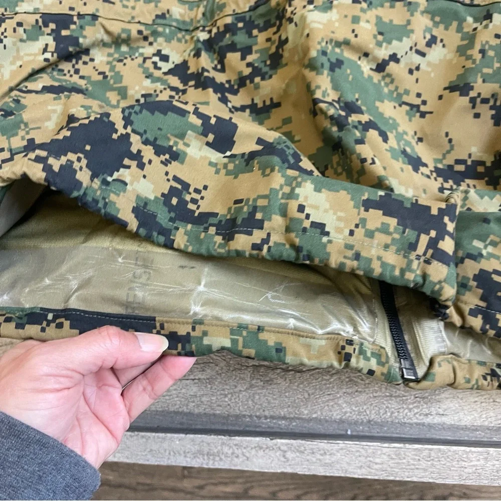 USMC Apecs Gore Tex Digital Marpat Cold Weather Parka - Picture 8 of 8